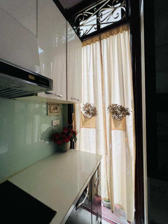 LushStay Cozy Hostel – Hanoi Train Station