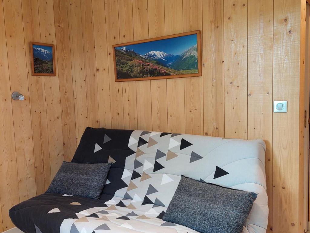 Studio rénové 16m2, terrasse, animaux admis, parking, près télécabine Brévent - FR-1-517-3 - 4