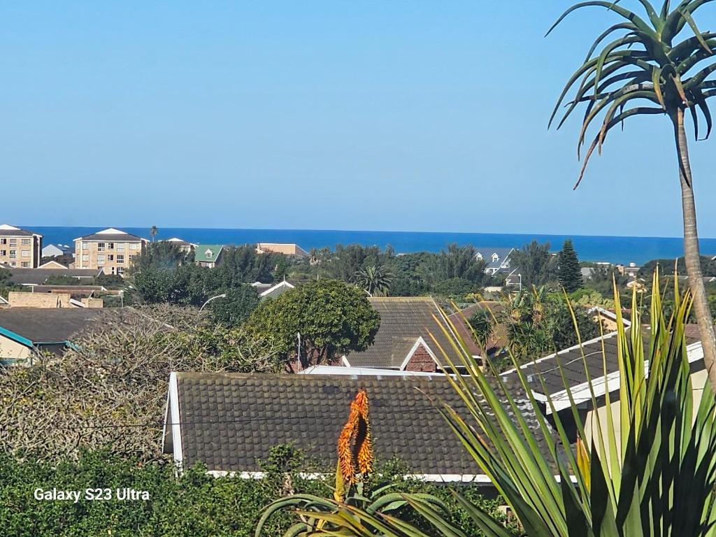 Saruna, Jeffreys Bay