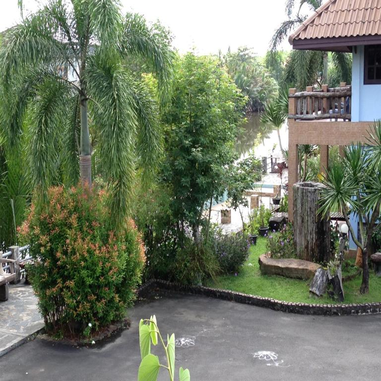 ทัศนียภาพภายนอกโรงแรม
