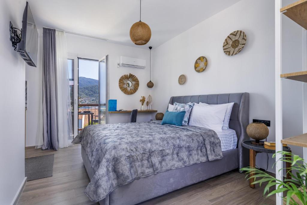 Dimitrios Studios, Skopelos