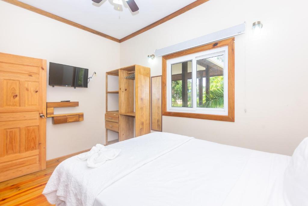 Wescot Villas Sky View, Roatan