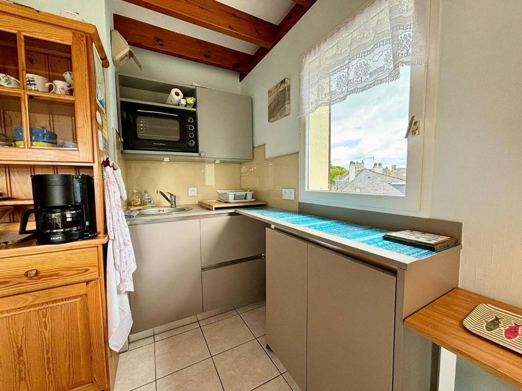 Appartement à Carnac, 2 Pièces + Mezzanine, Balcon Sud, Parking, Proche Plage et Commerces - FR-1-377-93 - 3