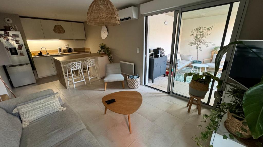 Chez Fadel & Marjorie - 1