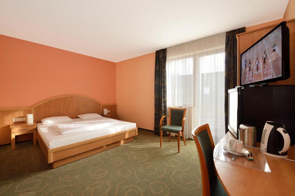 Semiramis Business Hotel photo