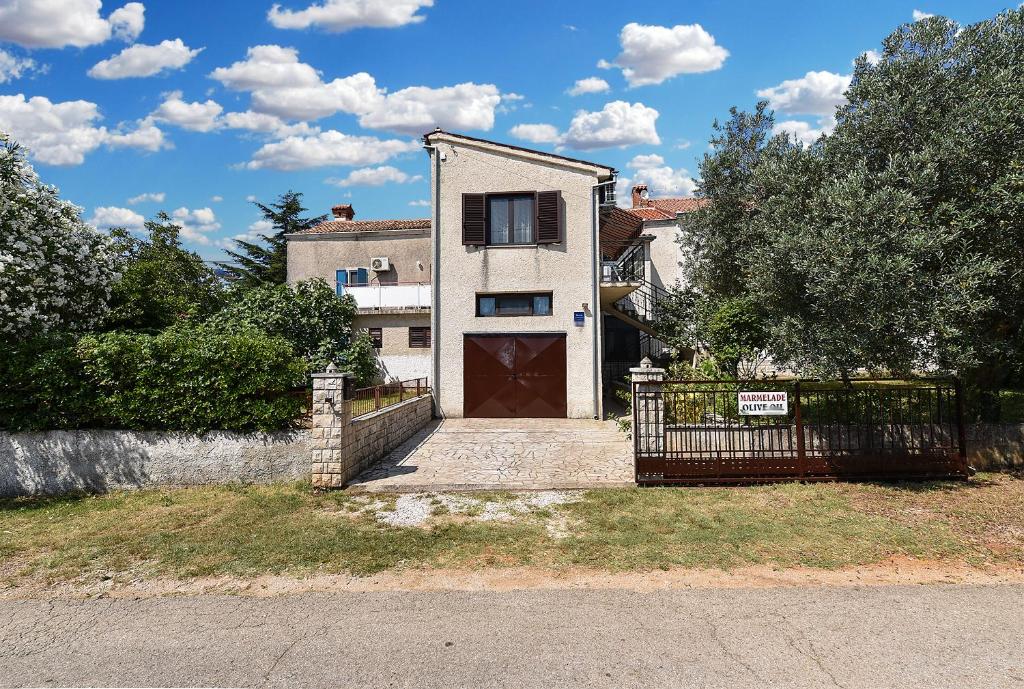 Apartment Mauro 2360, Rakalj