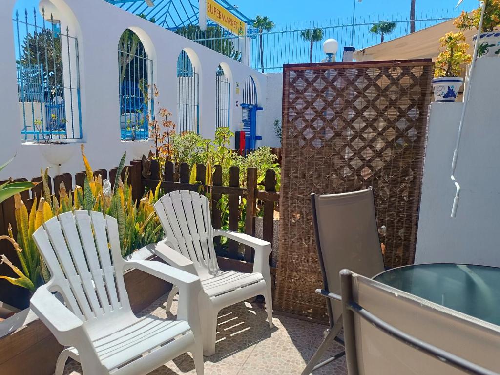 Amazing bungalow with wifi and terrace - 4