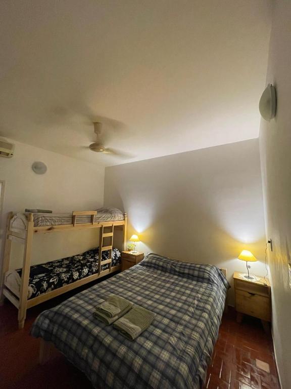 Departamento zona céntrica - 1