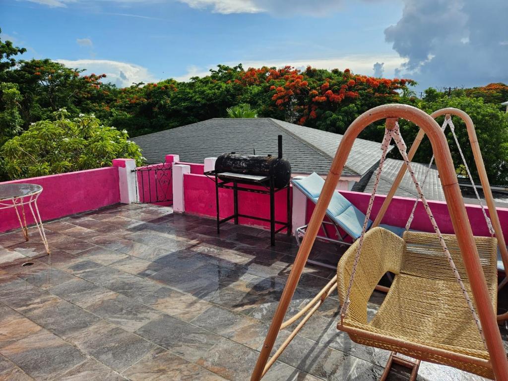 Facilities, Da Pink And White Palace in Nassau