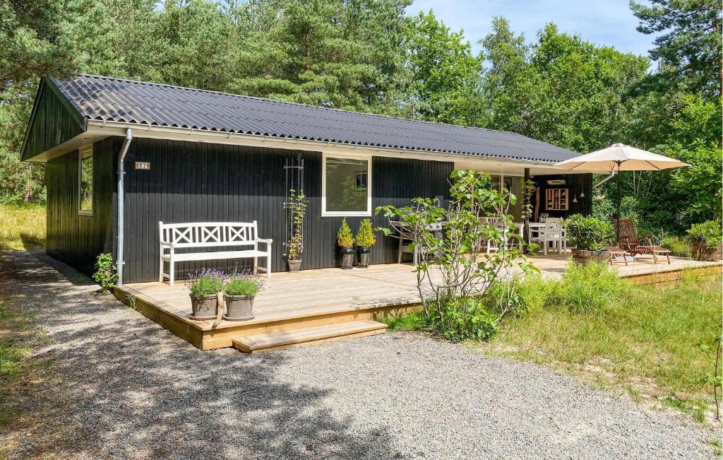 Amazing Home In Aakirkeby With Wifi, Vester Sømarken