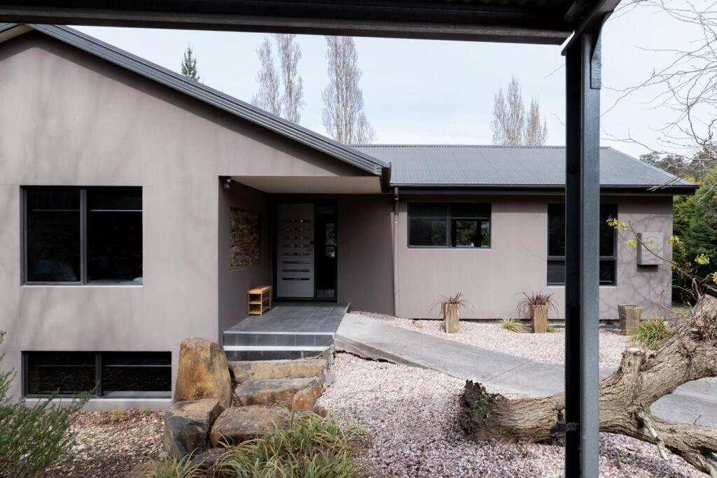 Perfect for groups and large families - Sleeps 12, Newstead