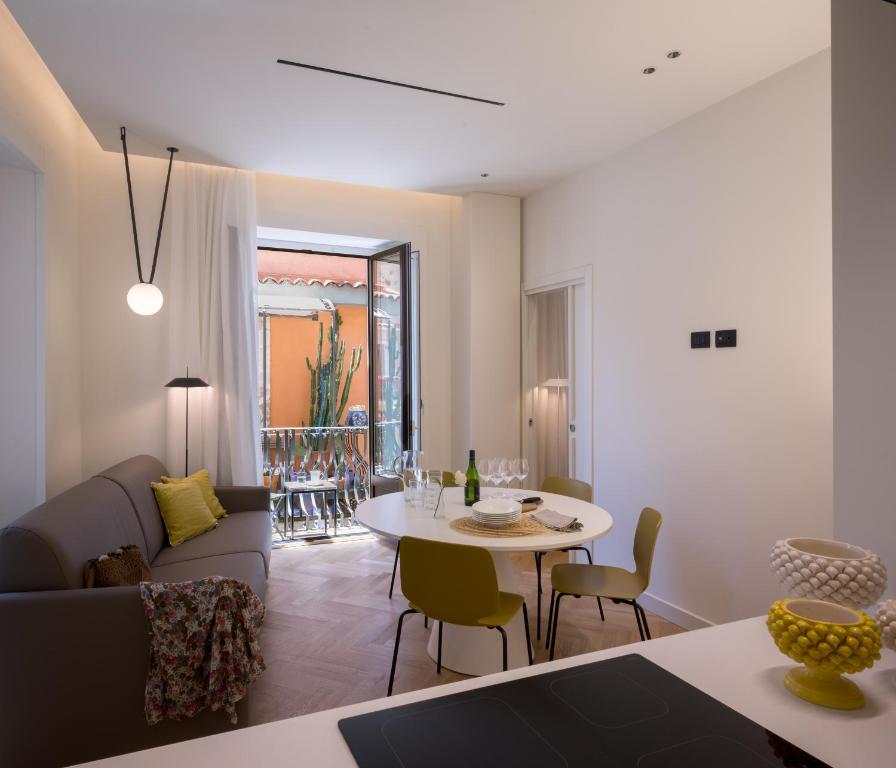 Maia Flora Taormina Apartments - 5
