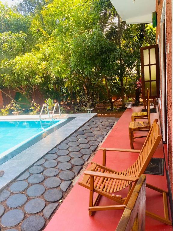 Garden, Hotel Hideaway Garage  in Sigiriya