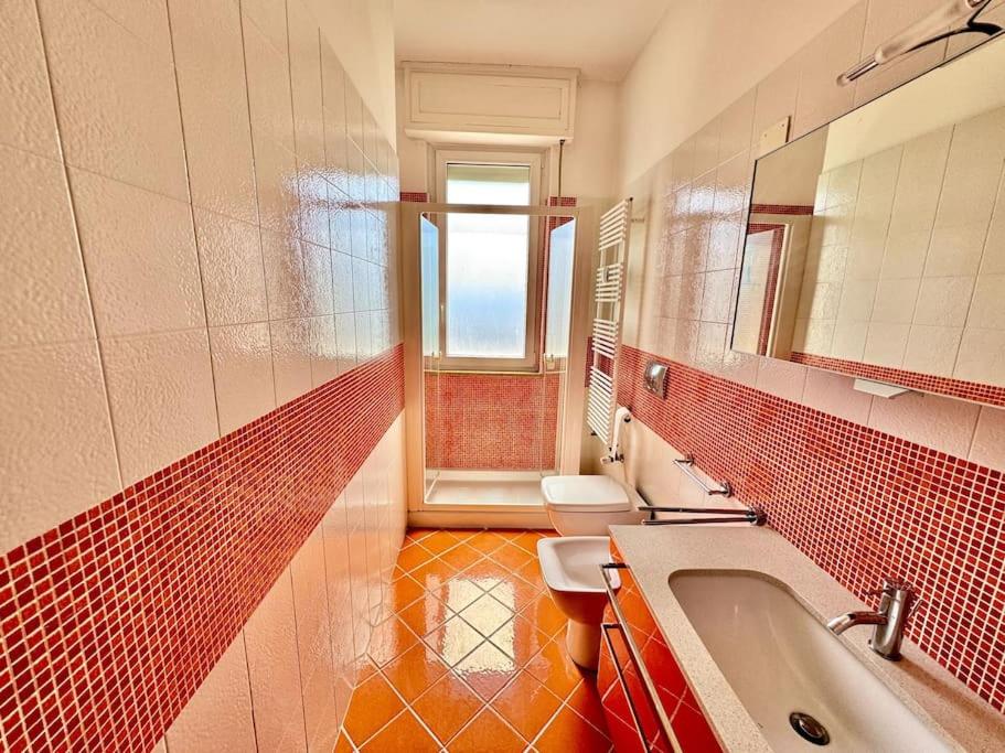 300 mt near the sea and the station exclusive apartment - 3