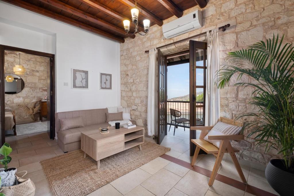 Inia Lara Suites by Nomads, Inia