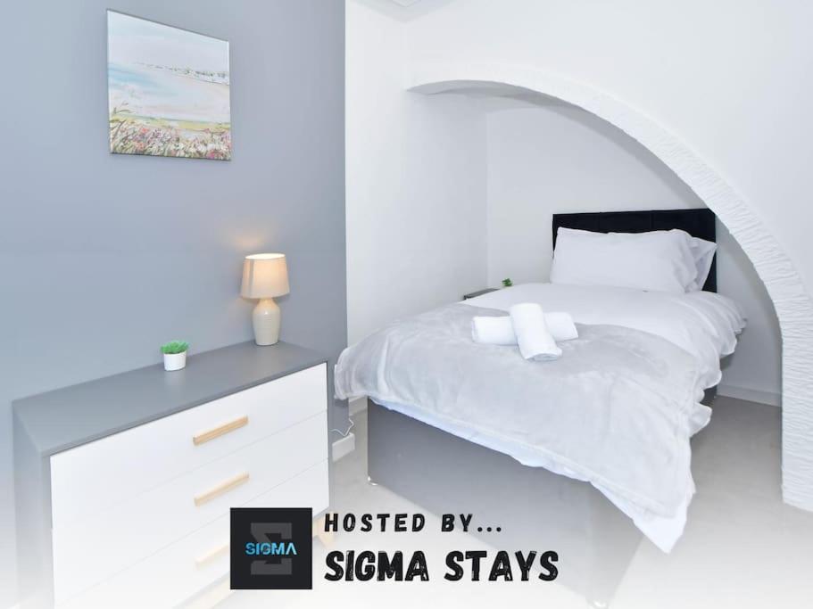Holt House - By Sigma Stays, Crewe