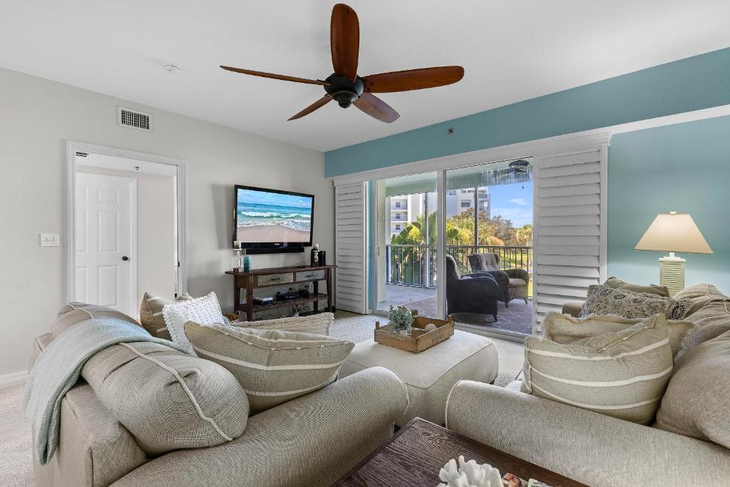 Oceanwalk 15-202, New Smyrna Beach