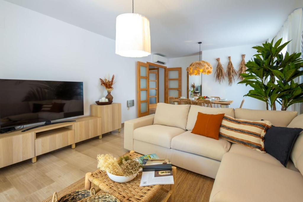 Golden Gardens, ground floor apartment with large terrace, smart TV, fibre internet, parking - 4