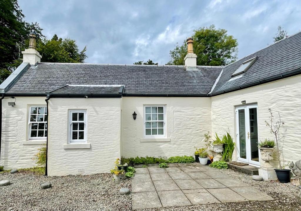 Kevington Cottage, Hunters Quay