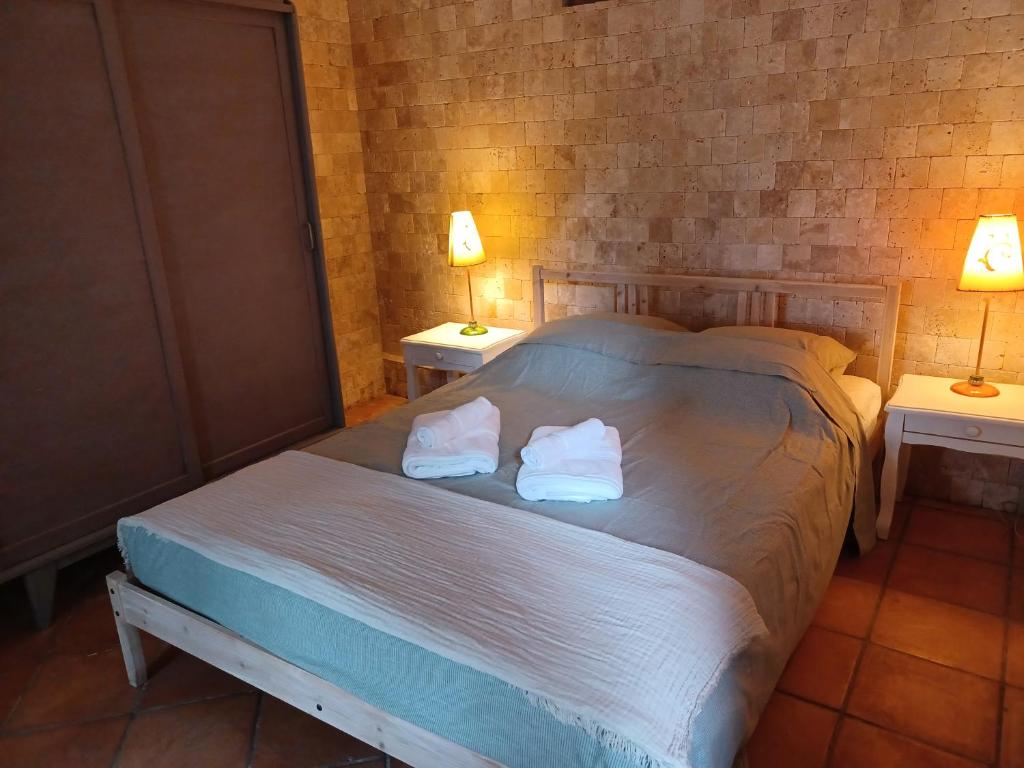 Apartment St Rémy-lès-Chevreuse 5 min walk RER B, Saint-Rémy-lès-Chevreuse