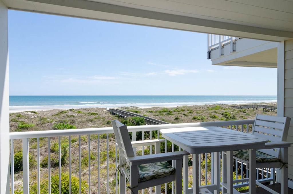 Ocean Breeze by Bryant Real Estate, Wrightsville Beach
