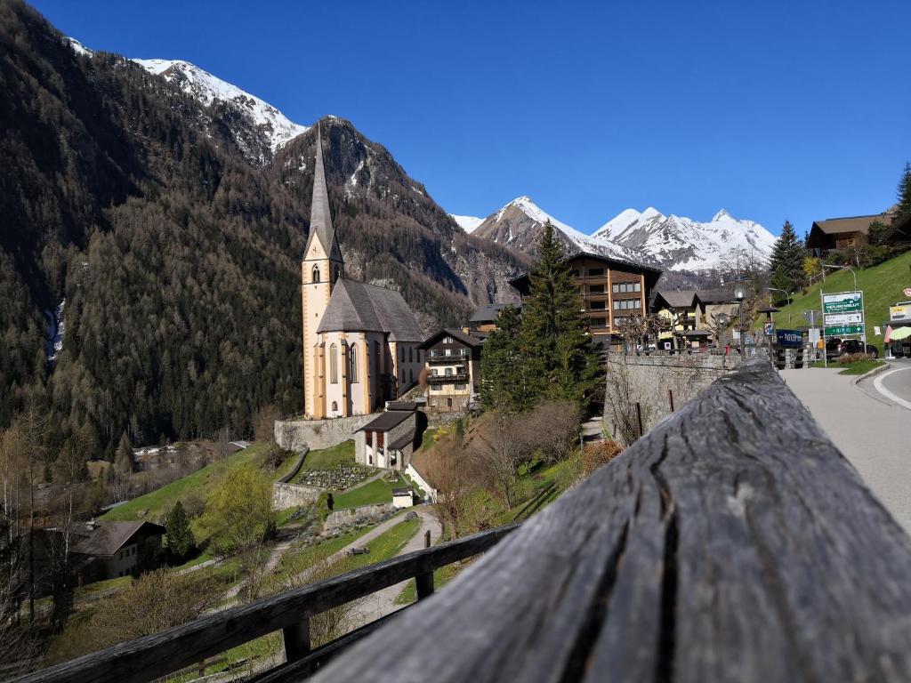Berghaus Glockner, Niedermeyer - 2