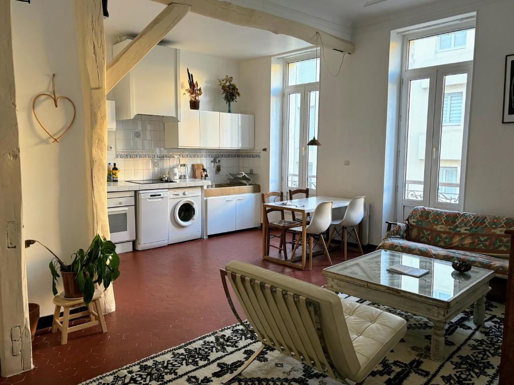 Bright And Spacious Apartment, Near Vieux Port & Endoume, Marseille