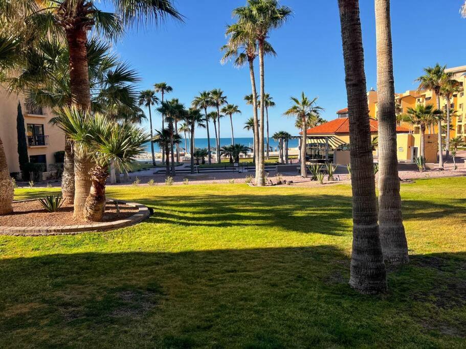 Sandy Beach Princesa D107 Ocean Front Resort - 4