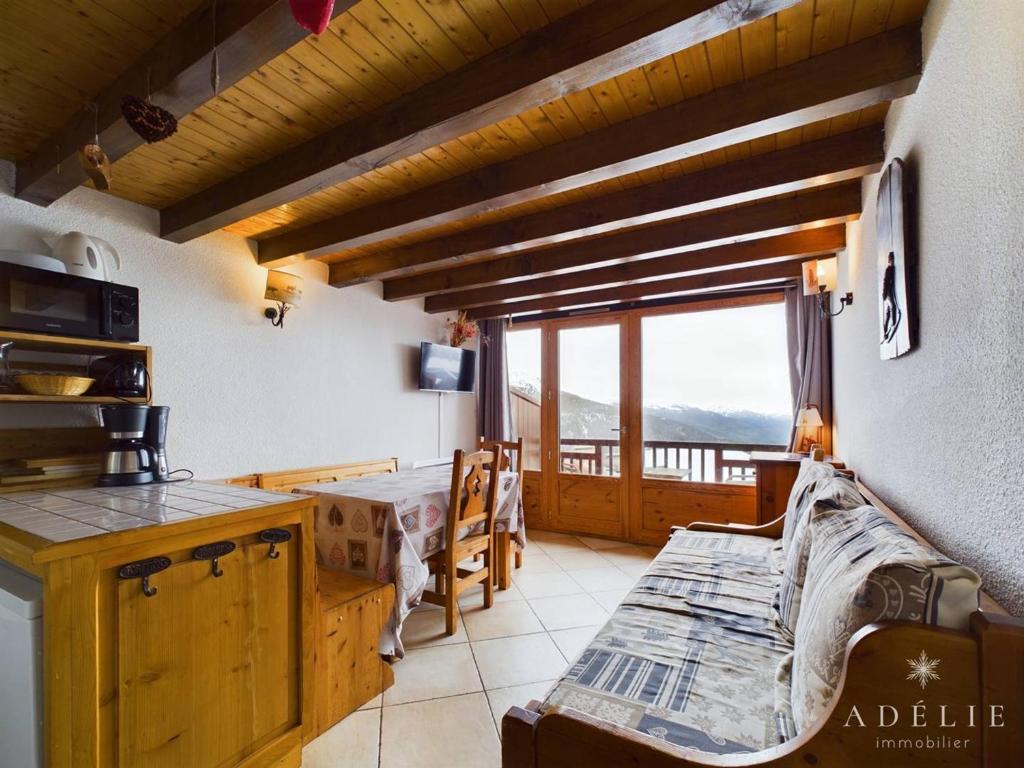 Appartement 6/7 pers. au pied des pistes, proche commerces, balcon sud, parking inclus - FR-1-398-558 - 4
