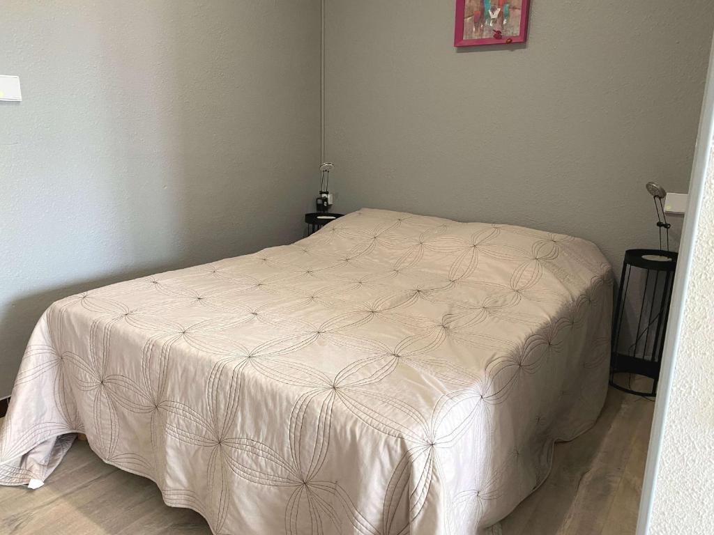 Appartement T1 à Balaruc-les-Bains avec WIFI - Équipement complet, idéal pour 2 personnes - FR-1-553-145 - 4