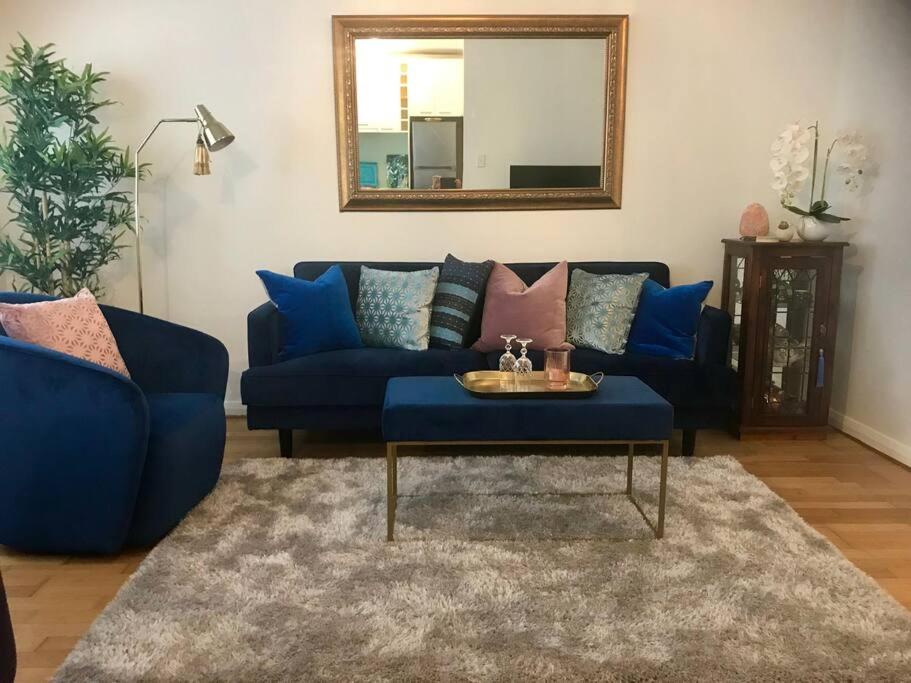 STYLISH COURTYARD UNIT, in the HEART OF STH YARRA, Melbourne