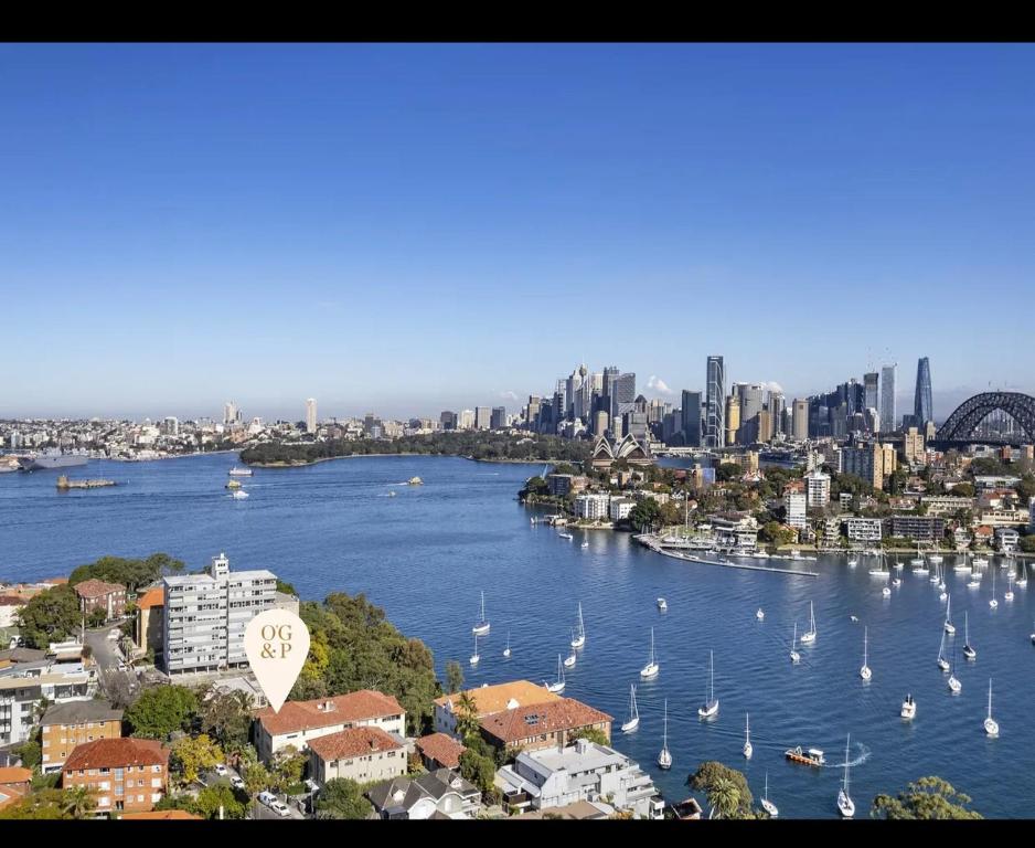 Sunlit apartment in Kurraba point, 10 min from cbd, Sydney