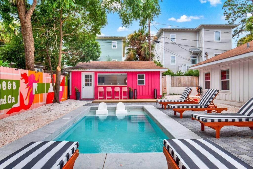 Salt Gypsy Unit B Resort Style Outdoor Space wPool, Tybee Island