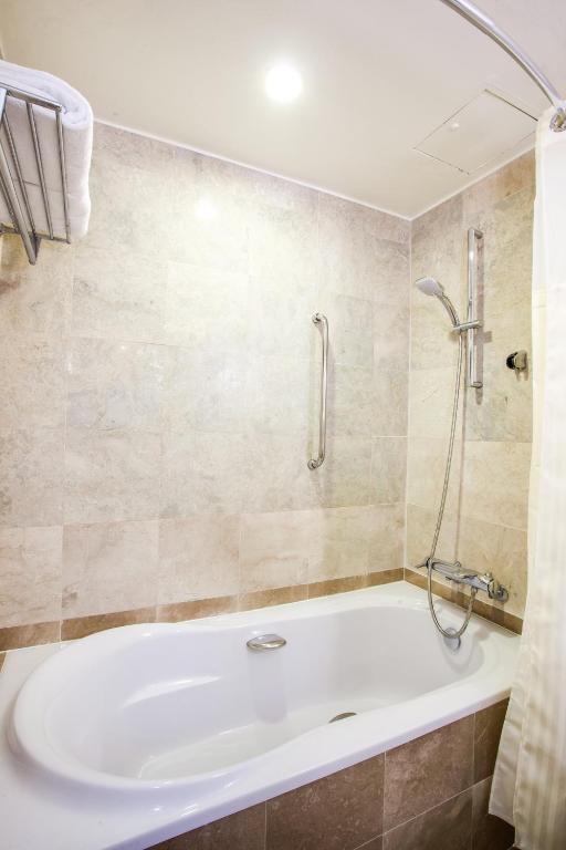 บริการและสิ่งอำนวยความสะดวก