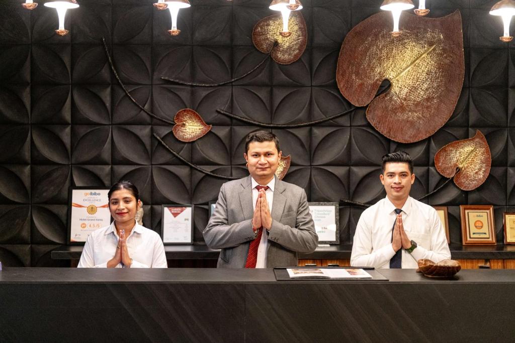 フロント・ロビー