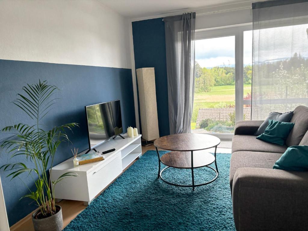 Panorama-Haus Ferienwohnung SÄNTIS - Schlafzimmer, Wohnzimmer, Küche, Bad, Sonnenterrasse mit Bergblick im Garten - 5
