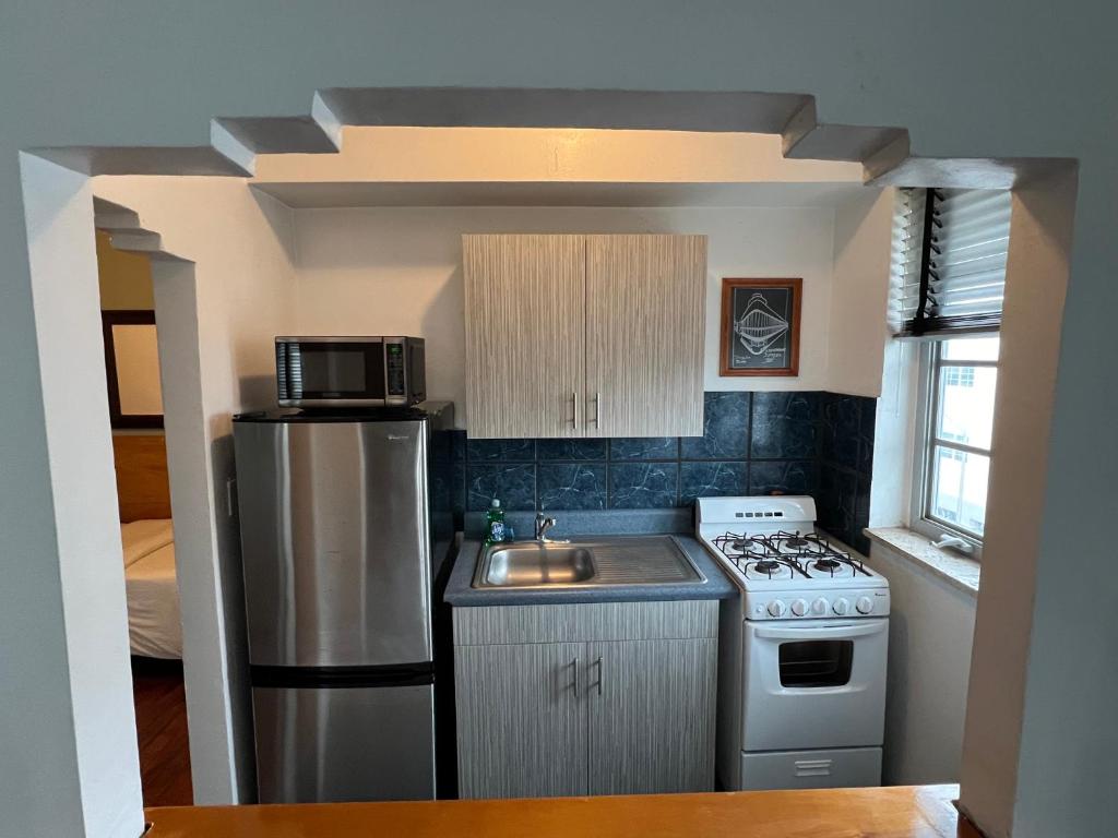 Sherbrooke All Suites Hotel