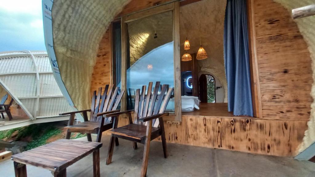 ZENA GLAMPING