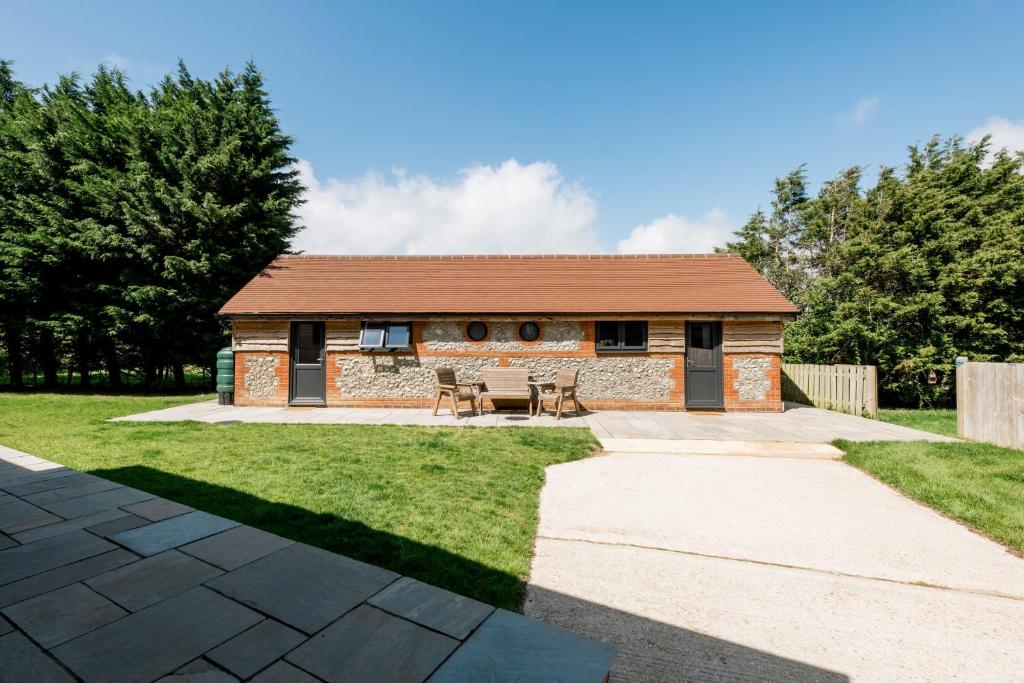 Hillview Hideaway, Angmering