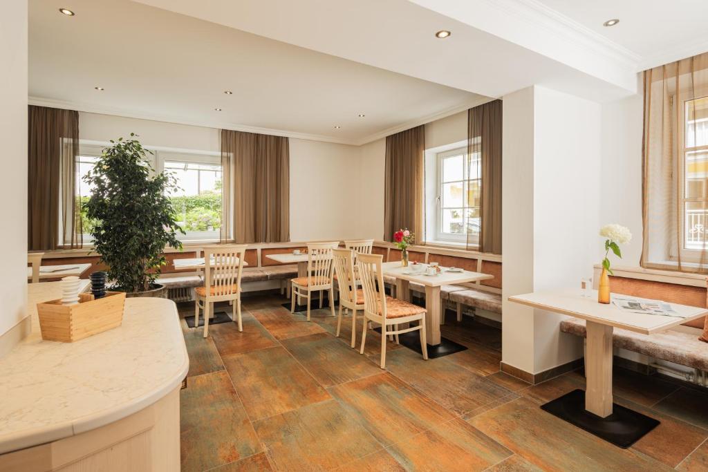 첼 암 제 도심 전경