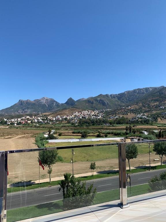 Mountains view Apartments 4 floor only for married cuples or families, Tetuán