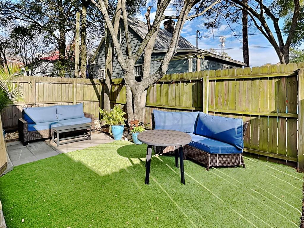 Barnard Row House, Savannah