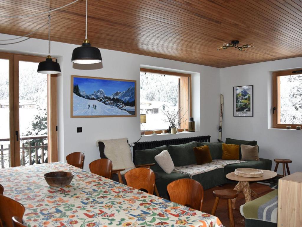 Chalet ensoleillé avec balcon et poêle à bois - FR-1-464-163 - 1