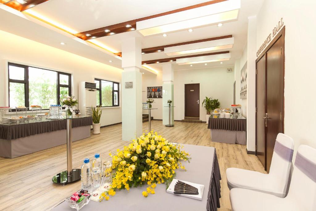 Khách Sạn Viễn Đông