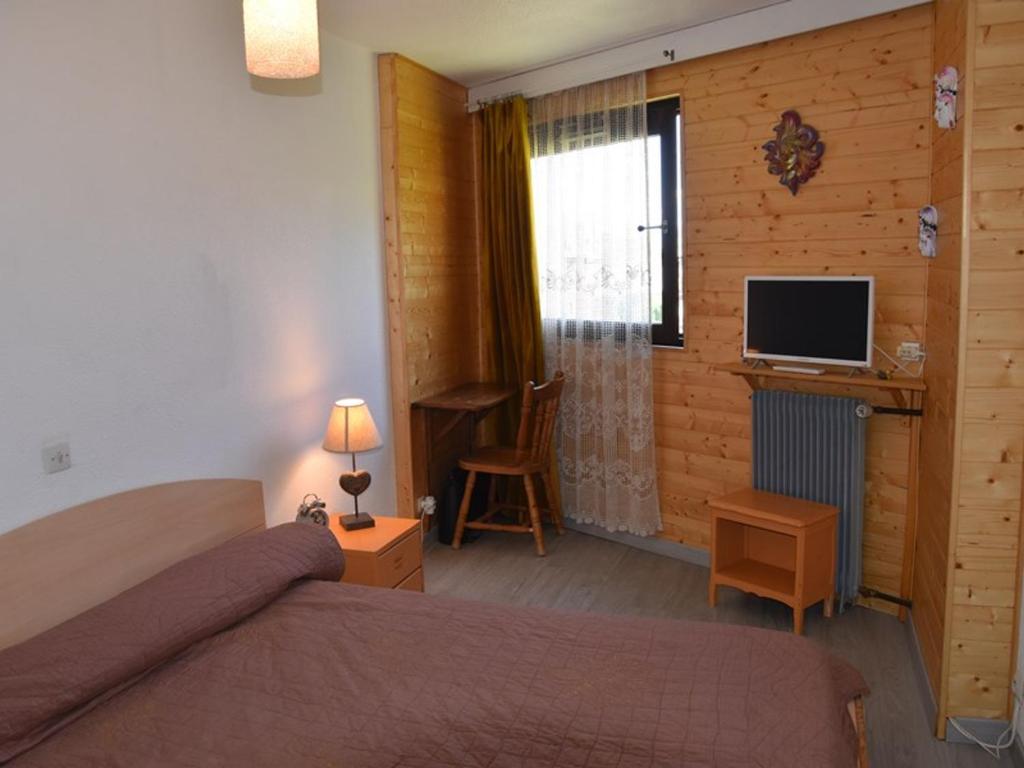 Appartement cosy proche des pistes avec parking à Montgenèvre - FR-1-266-229 - 5