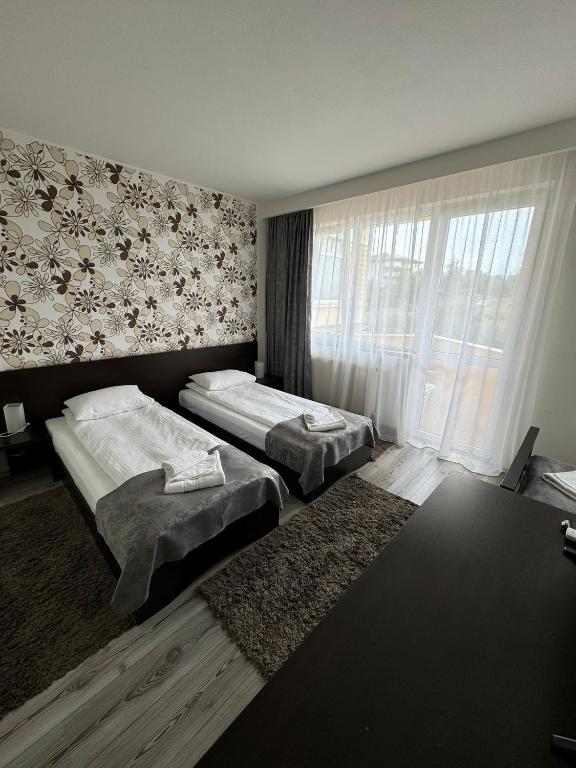 Pensiunea Carmen - Bikers Friendly Nest