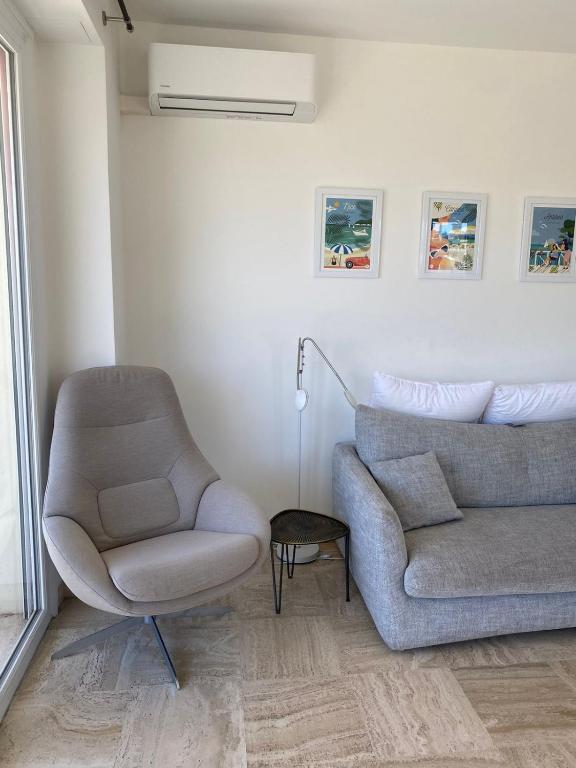 Yafi Velasquez - 5