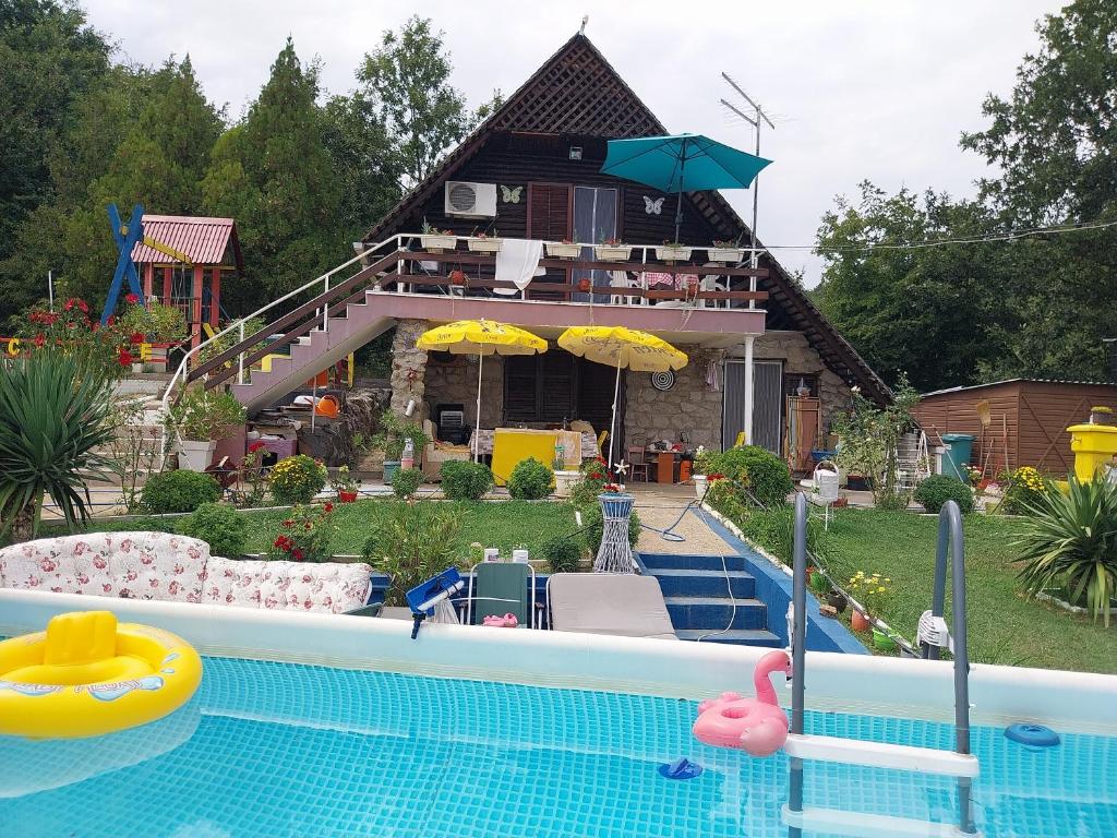 Vikend kuća Nikolić, Leskovac