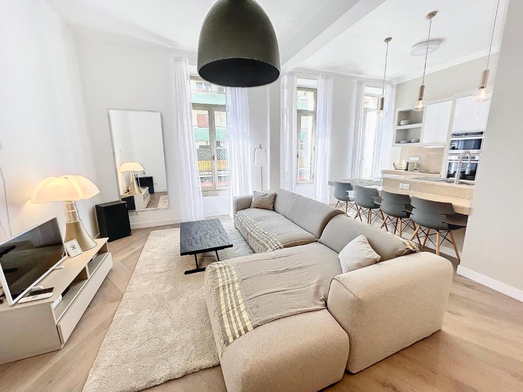 Cannes Vidal Rue Antibes SNCF station 2 mn 1 BR quiet building hyper center Olam Properties - 4
