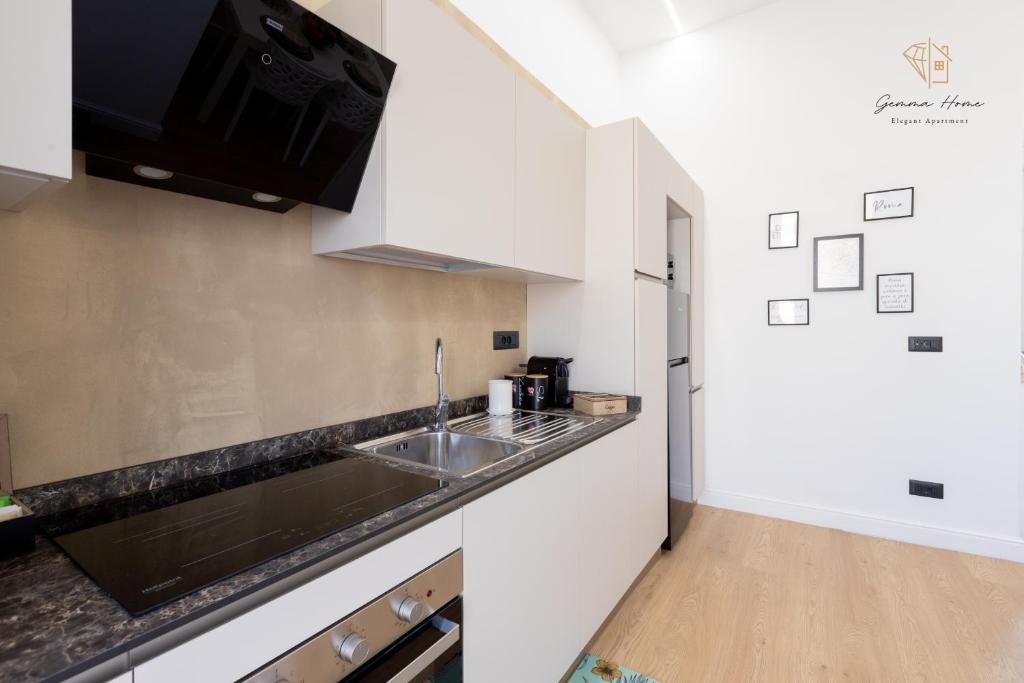 Gemma House - 100mt to Metro Station, 2 En-Suite bathrooms - 3